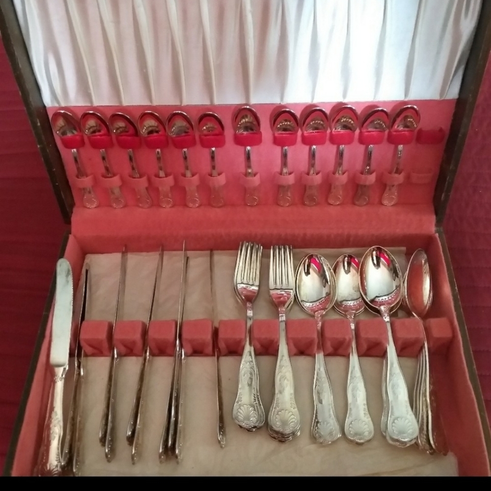 Silver set